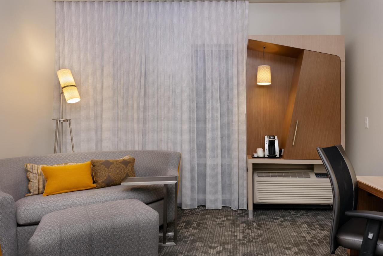 Courtyard By Marriott Savannah Airport Pooler Eksteriør billede